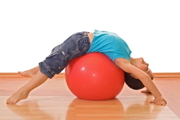 3 recursos para trabajar la coordinación física del niño según su edad