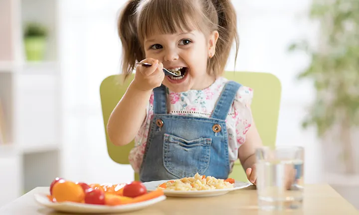 4 tips to help your little one enjoy mealtimes